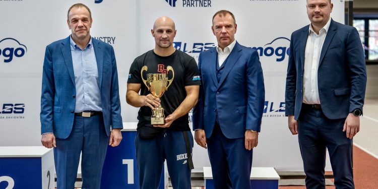 Noslēdzies Latvijas čempionāts boksā 2026, par labākajiem bokseriem atzīti Iļjins un Zamjatins