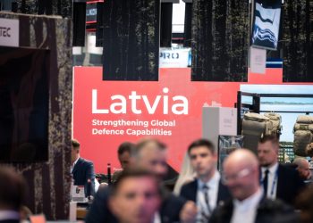 Latvijas aizsardzības tehnoloģiju uzņēmumi Parīzē stiprina ceļu uz eksporta tirgiem
