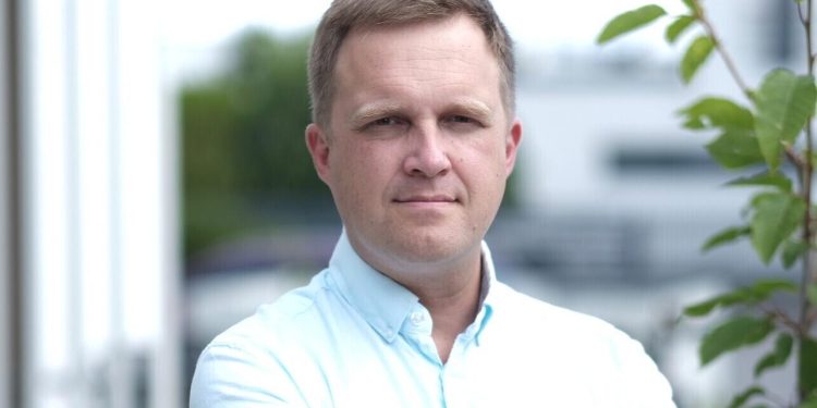 Imre Kāss: Kāpēc Rīgikogu nepārvēlēs Alaru Karisu?